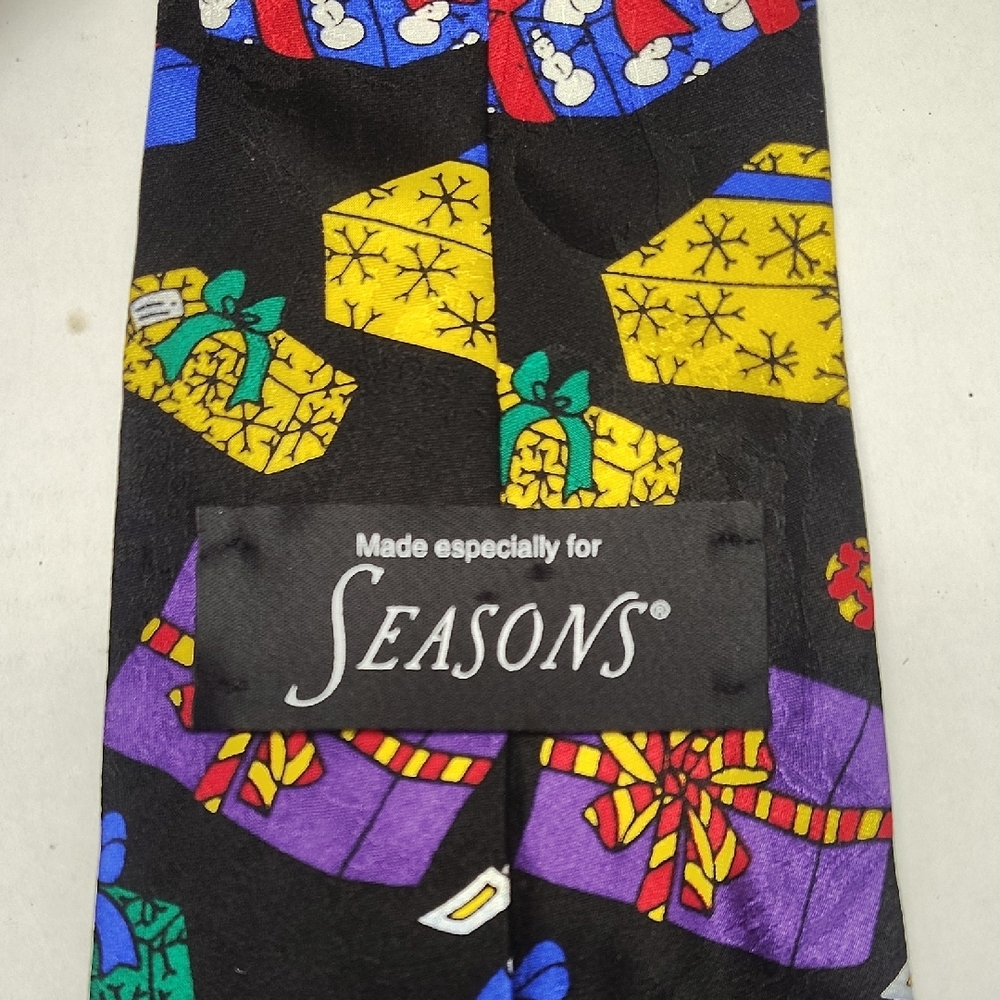 Colorful Gift Patterned Tie - Picture 2 of 2